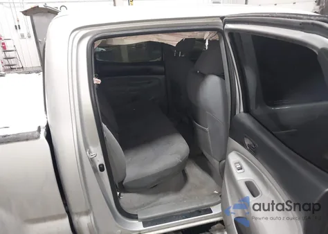 2010 Toyota Tacoma Base V6 z USA, uszkodzony, nr VIN 3TMMU4FN8AM022309